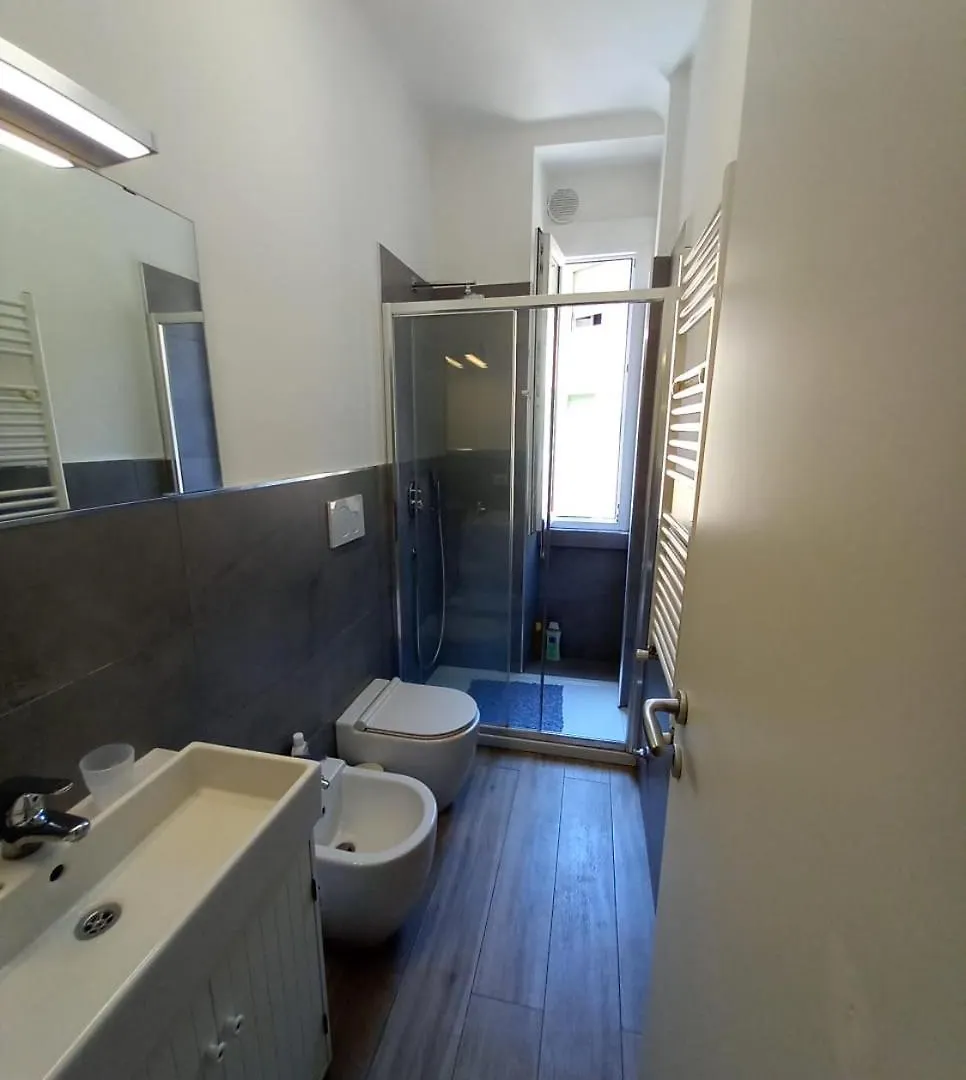 The Comfy Studio Piazza Insubria Milan Apartment